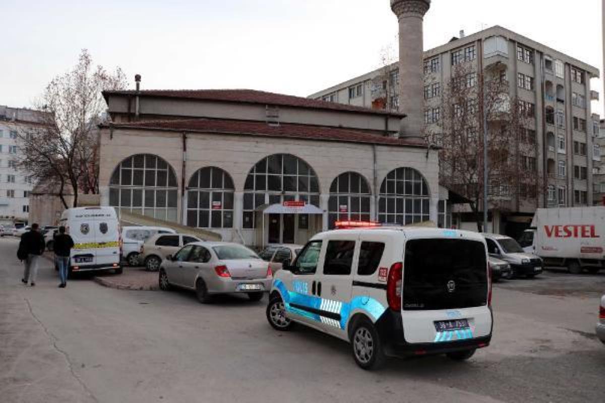 Cami cemaatinin topladığı 8 bin liranın çalındığı iddiası